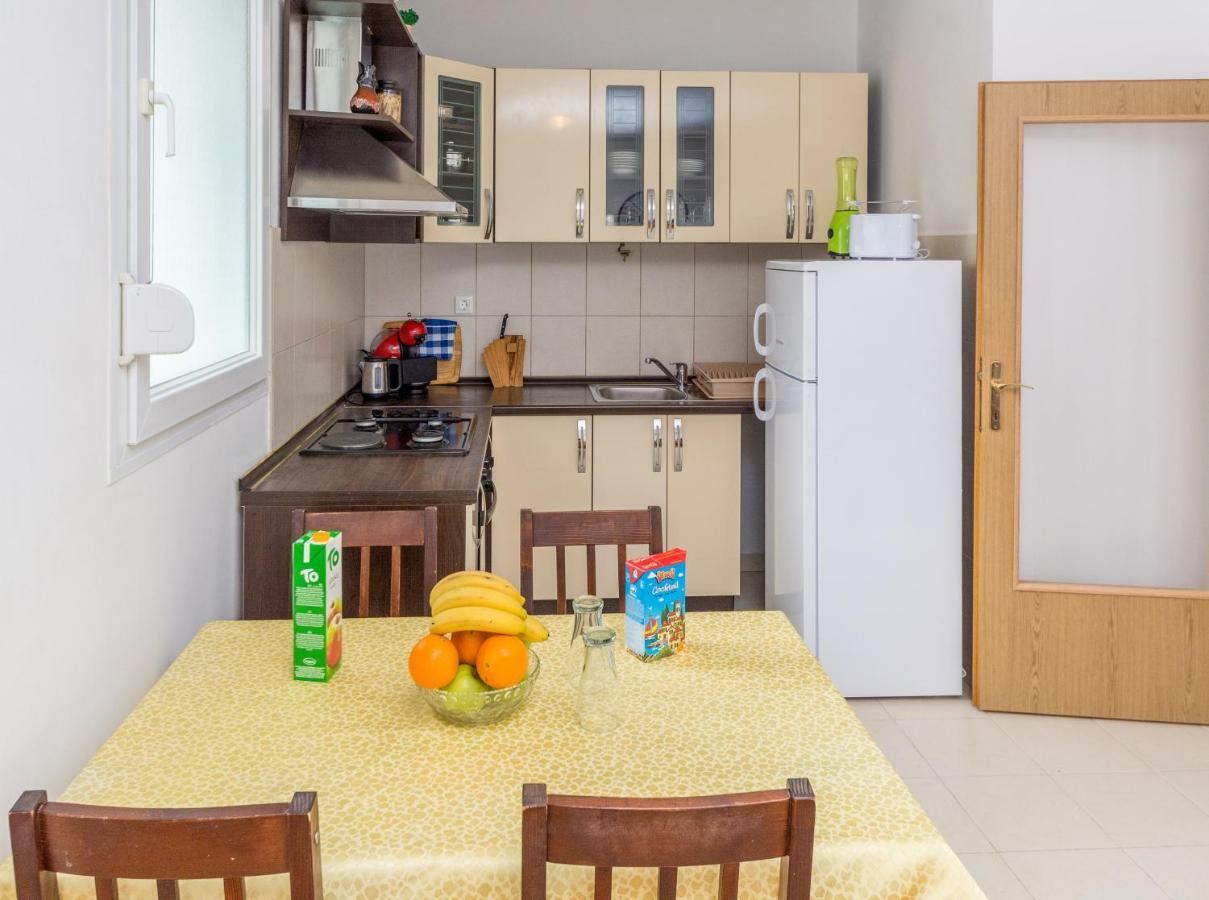 Breki Apartman Podstrana Ngoại thất bức ảnh